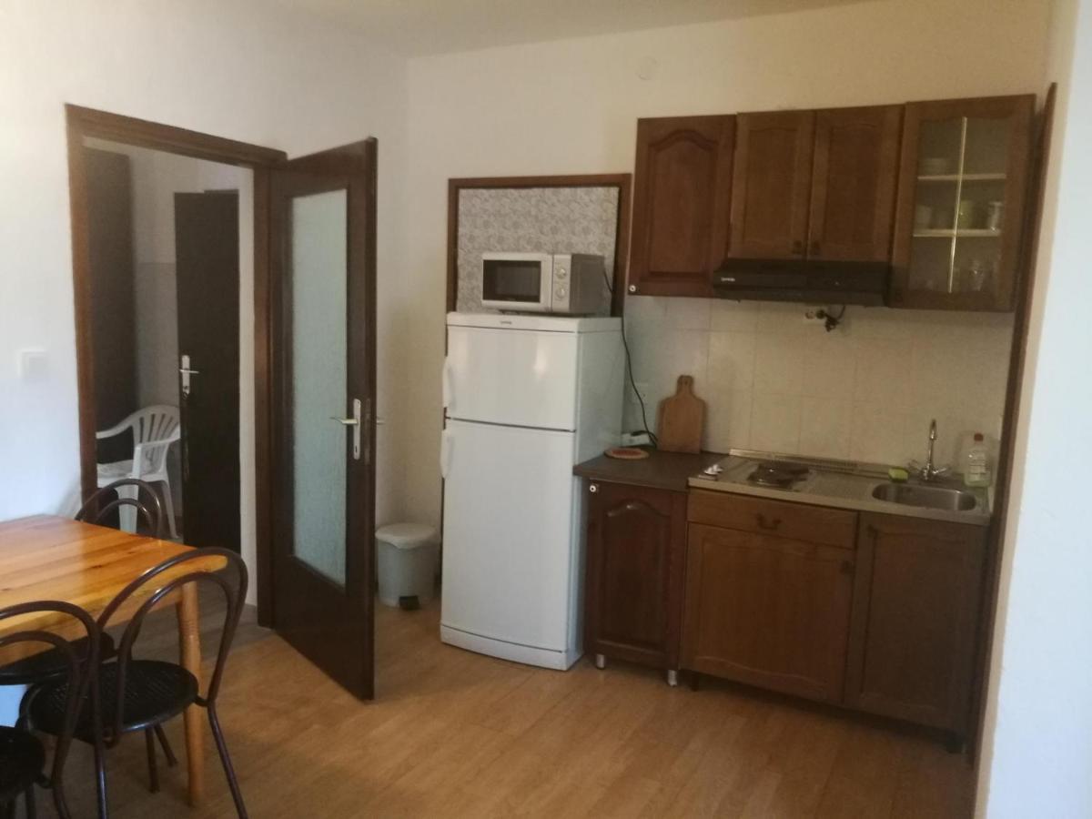 Apartments Mint Povljana - 50M From Sandy Beach Экстерьер фото