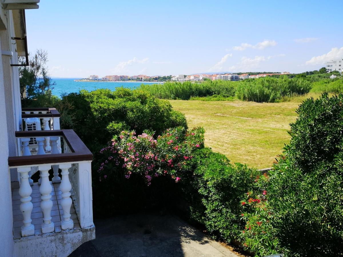 Apartments Mint Povljana - 50M From Sandy Beach Экстерьер фото