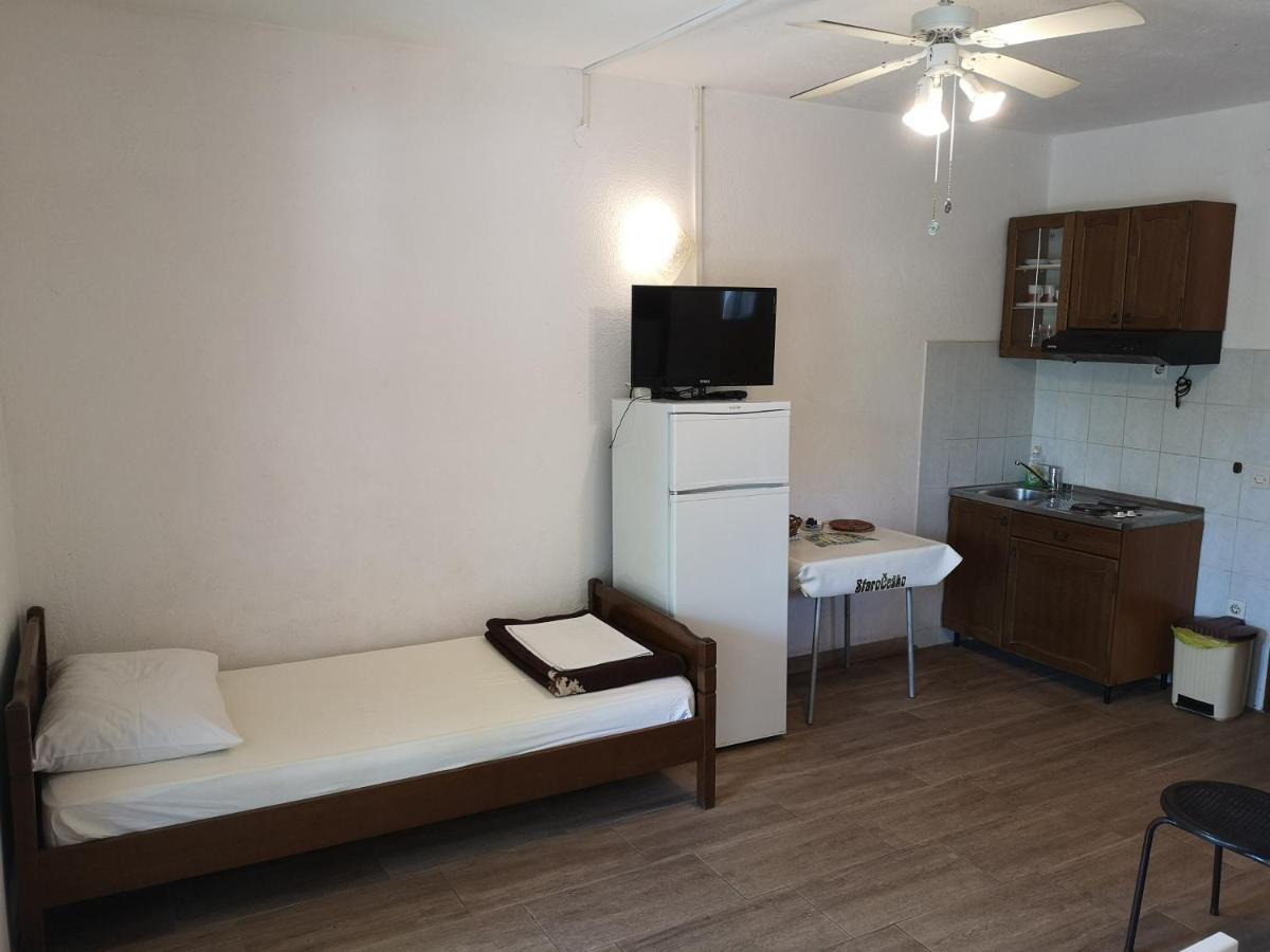 Apartments Mint Povljana - 50M From Sandy Beach Экстерьер фото